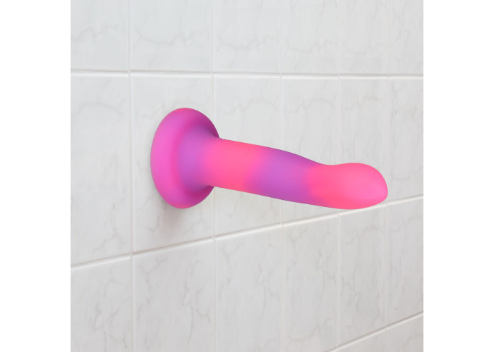 Фалоімітатор, що світиться в темряві, ADDICTION Rave 8″, Glow in the Dark Dildo Pink Purple, 20,3 см Фалоімітатор, що світиться в темряві, ADDICTION Rave 8″, Glow in the Dark Dildo Pink Purple, 20,3 см