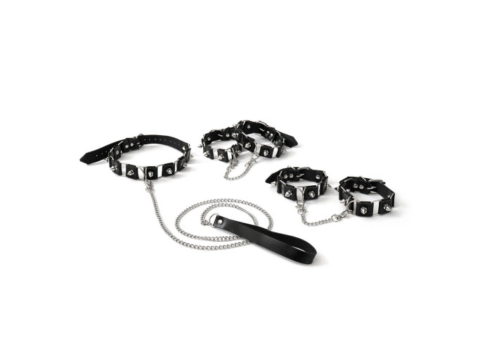 Бондажний набір: нашийник з повідцем, наручники та поножі Art of Sex - Cassandra, колір чорний Бондажний набір: нашийник з повідцем, наручники та поножі Art of Sex - Cassandra, колір чорний